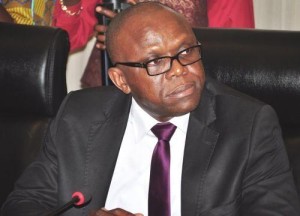Ph:Dr-:  Remis Fulgance Dandjinou, ministre de la Communication