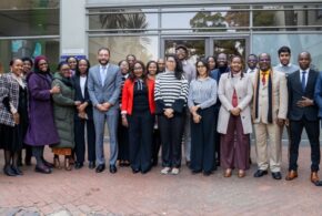 Afrobarometer forme le personnel du Mécanisme Africain d’Evaluation par les Pairs à l’analyse et à l’utilisation des données pour renforcer l’élaboration de politiques fondées sur des données probantes